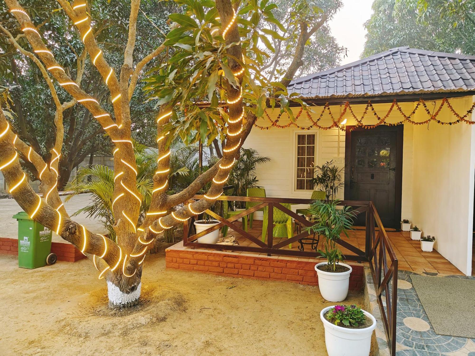 Shobhayan Inn, Airport Railway Station Pickup Free Ayodhya ภายนอก รูปภาพ