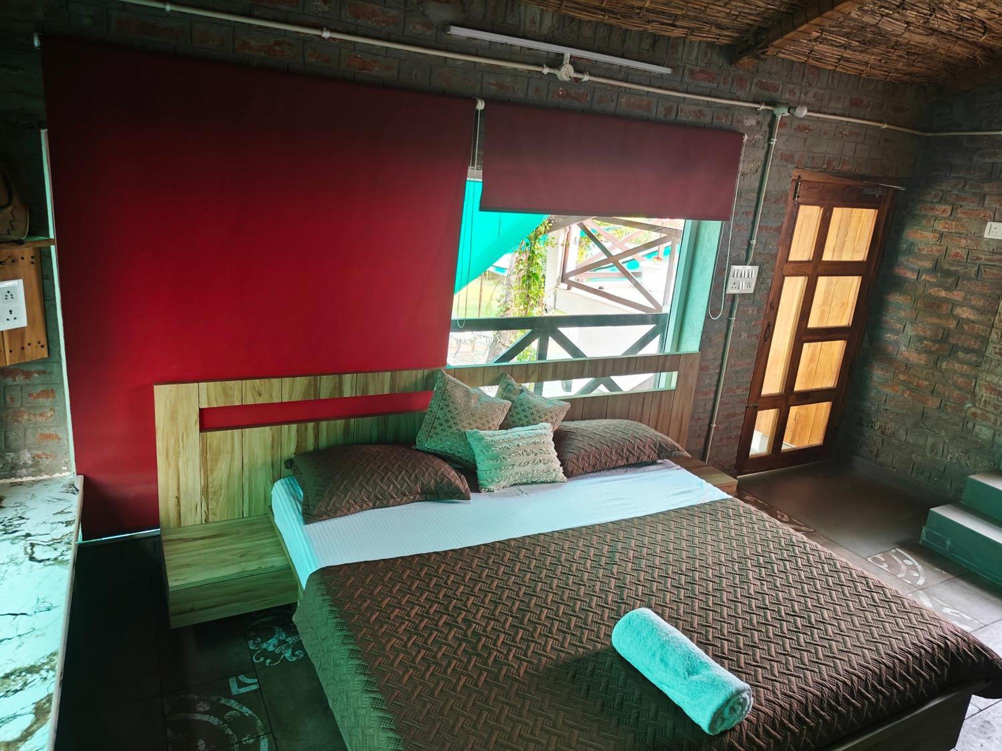 Shobhayan Inn, Airport Railway Station Pickup Free Ayodhya ภายนอก รูปภาพ